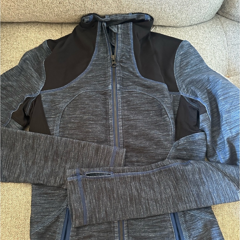 EUC Lululemon zip up